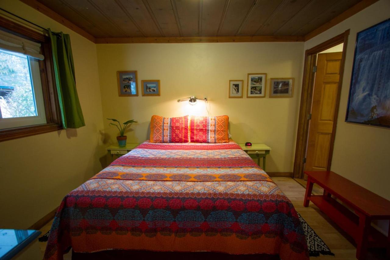 Motel Outside Nevada City