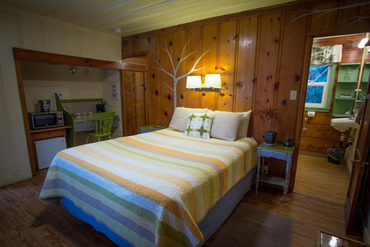Motel Outside